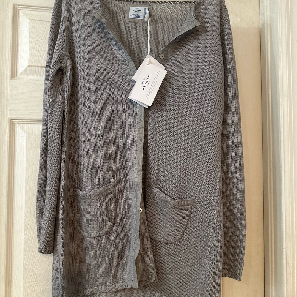 Escales Paris Women's Light Gray Cardigan